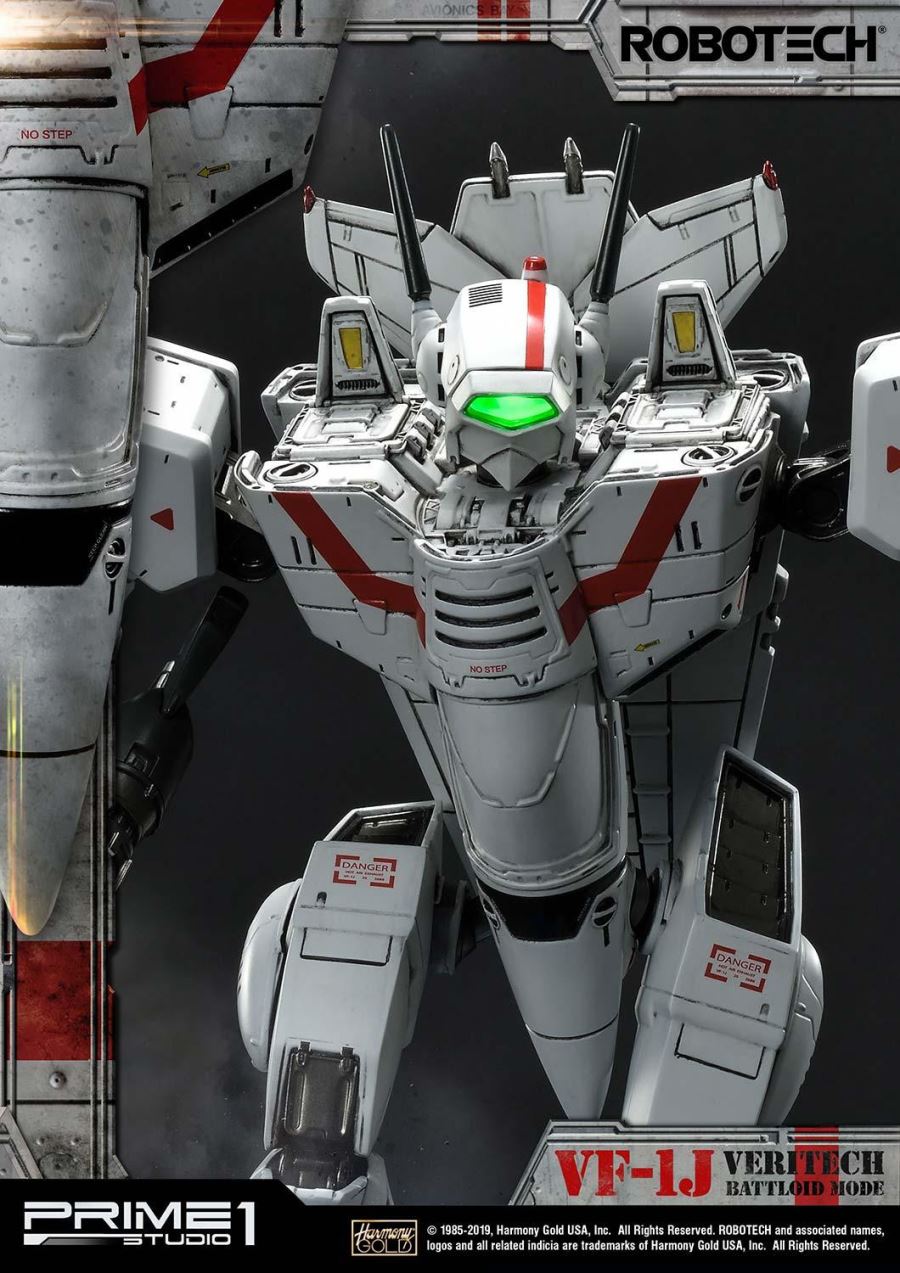 Robotec Saga VF-1J Officer's Veritech Battloid Mode