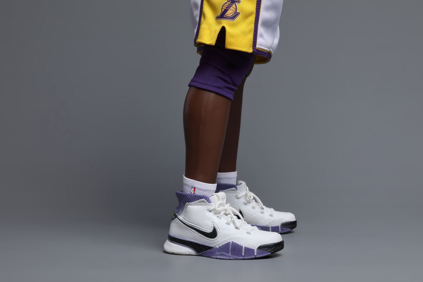 AD-024 1/4 Kobe 8