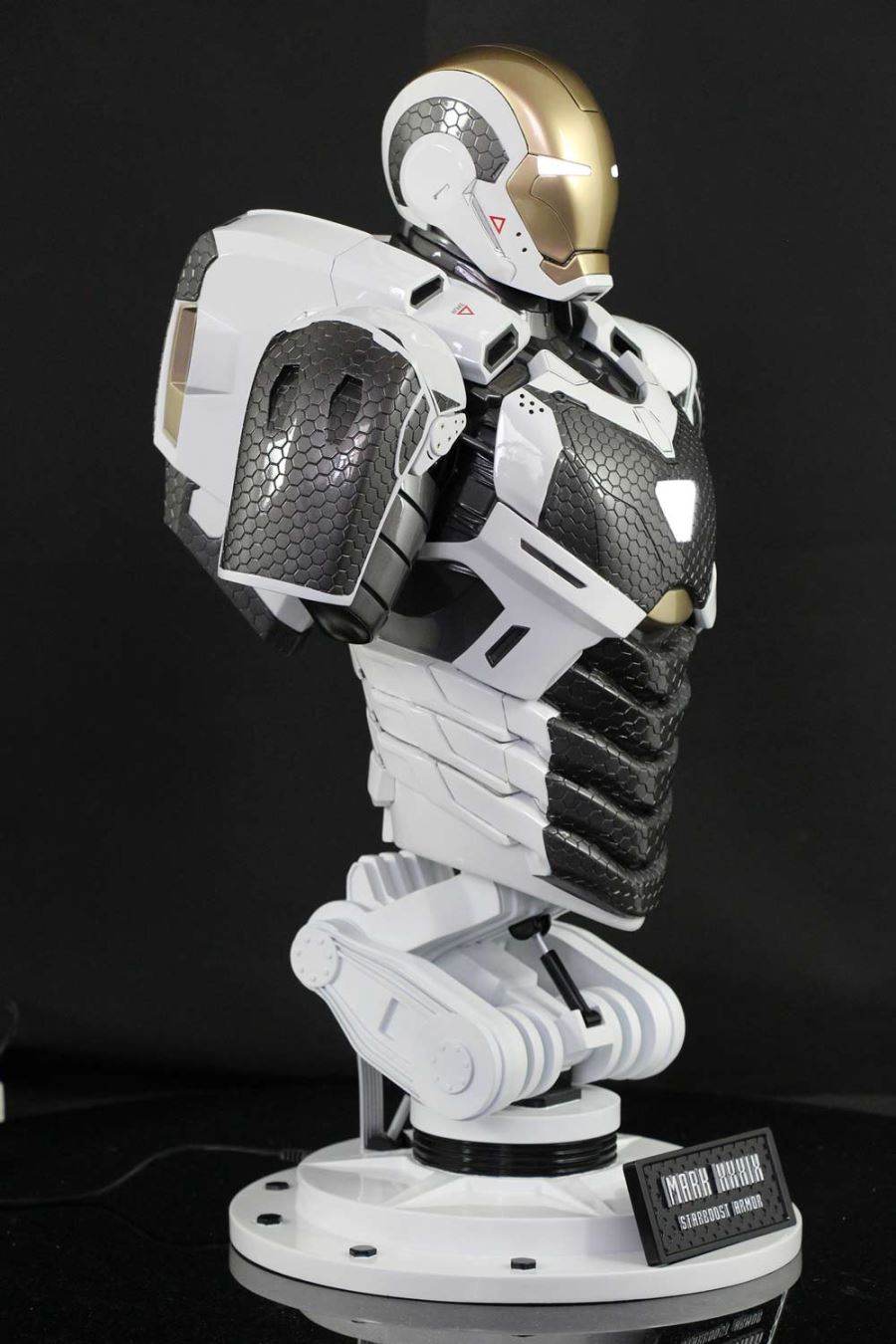 1/2 IRON MAN Iron Man Mark 39 Gemini Bust