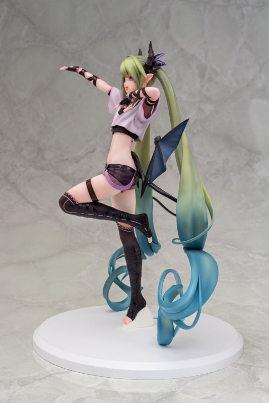 DELUXE Original Character Riisu-chan 1/6