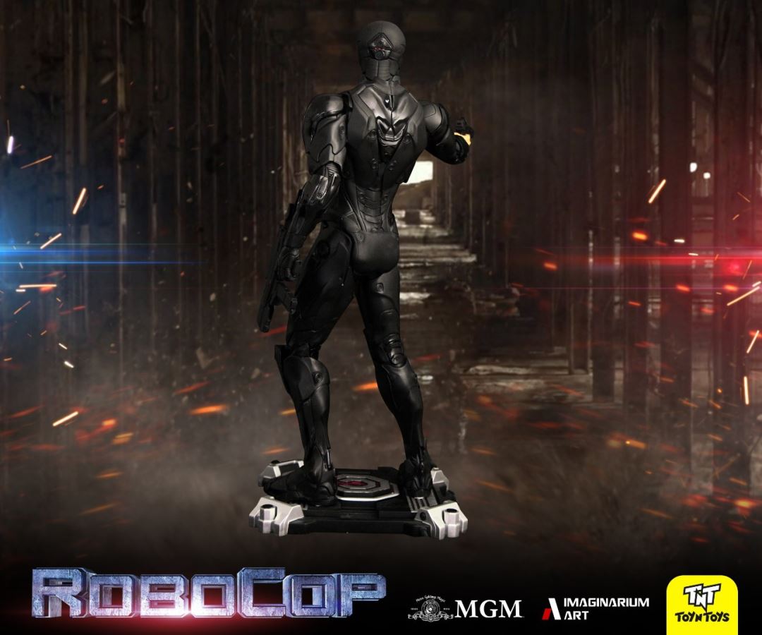 1/2 RoboCop 3.0 statue