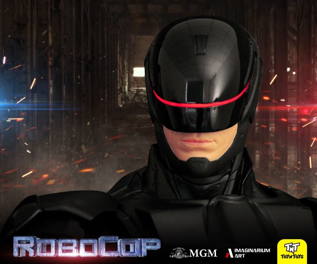 1/2 RoboCop 3.0 statue