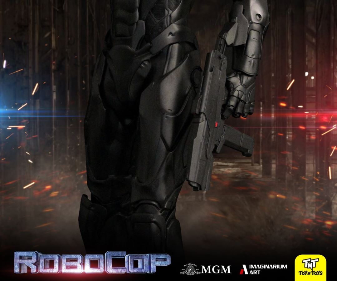 1/2 RoboCop 3.0 statue