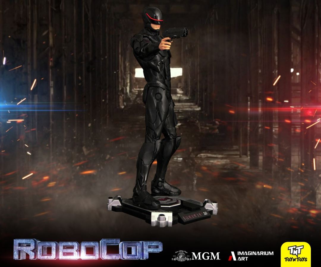 1/2 RoboCop 3.0 statue