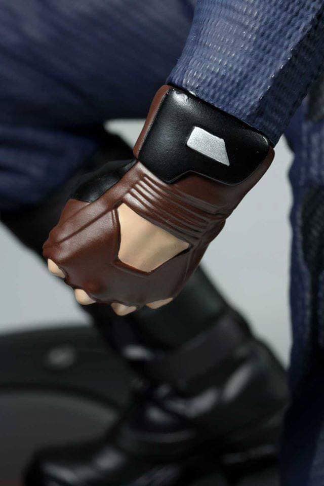 Captain America: Winter Soldier 1/4 Scale