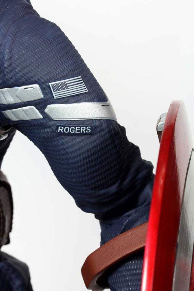 Captain America: Winter Soldier 1/4 Scale