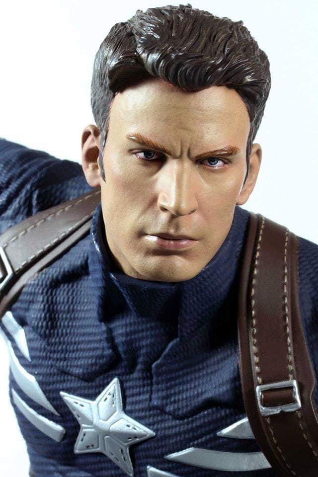 Captain America: Winter Soldier 1/4 Scale