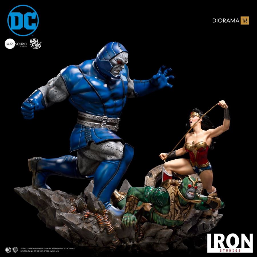Wonder Woman Vs Darkseid Diorama 1/6 - DC Comics by Ivan Reis