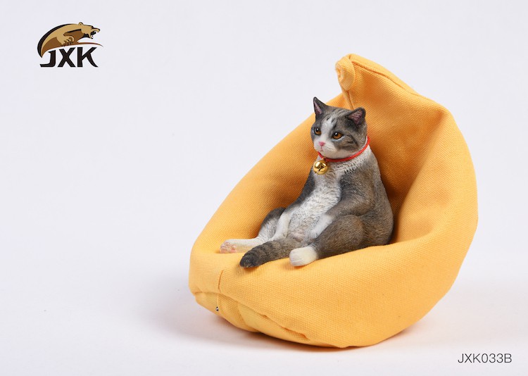 1/6 JXK033 The Beauty of Lazy Cat Series Short with Lazy Sofa