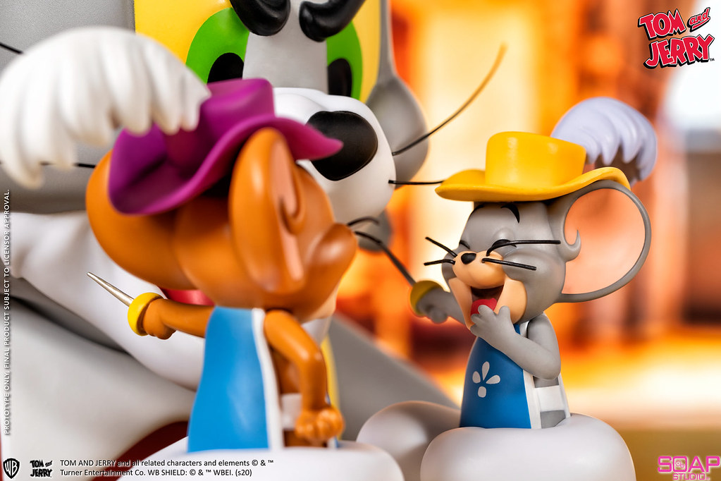 Tom and Jerry - Musketeers Vinyl Bust