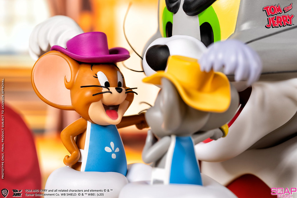 Tom and Jerry - Musketeers Vinyl Bust