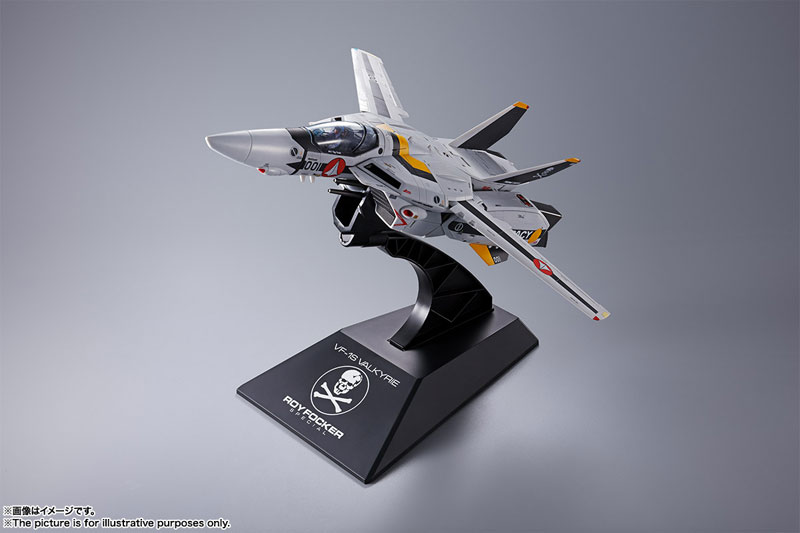 DX Chogokin VF-1S Valkyrie Roy Focker Special - The Super Dimension Fortress Macross
