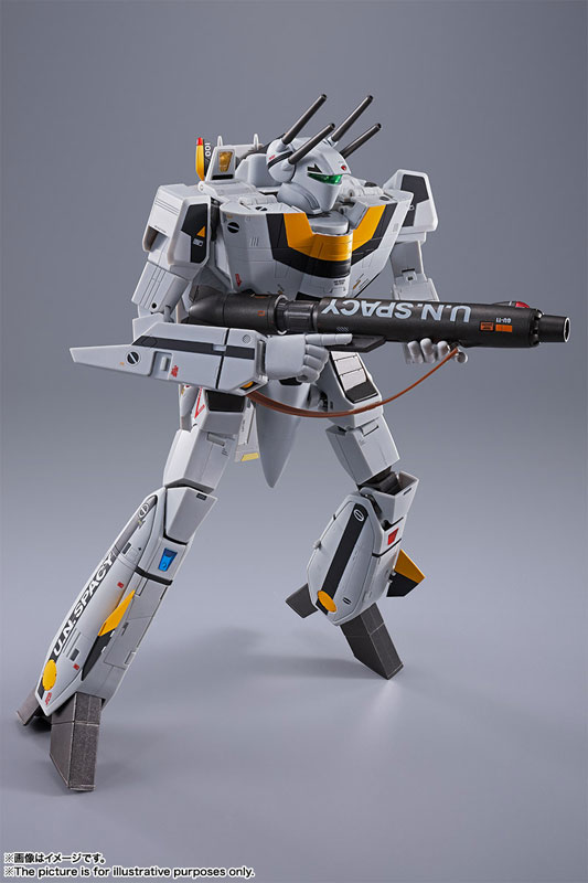 DX Chogokin VF-1S Valkyrie Roy Focker Special - The Super Dimension Fortress Macross