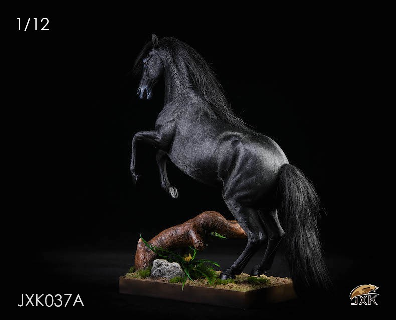 1/12 Warm - Blooded Horse 2.0 War Horse Version