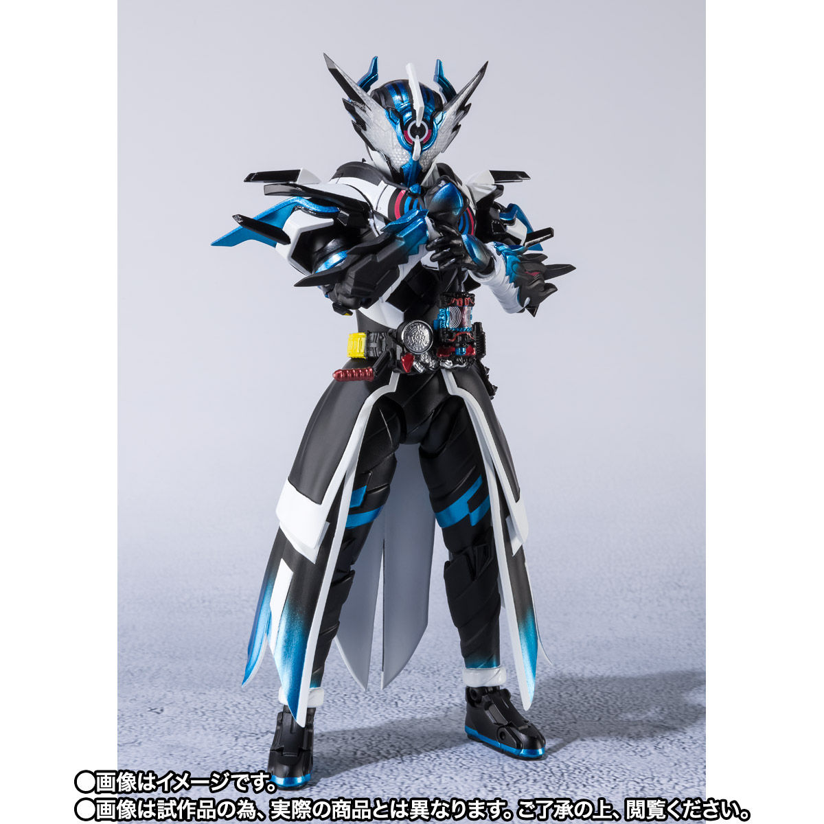 SHFiguarts Kamen Rider Close Evol