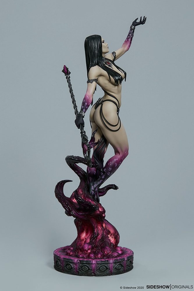 The Dark Sorceress - Guardian of the Void