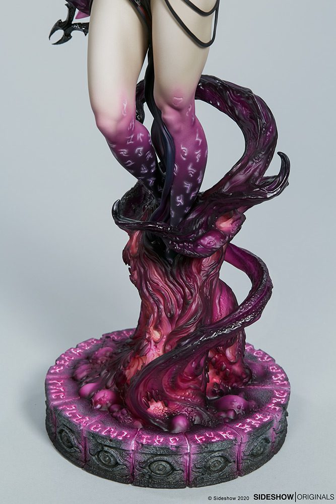 The Dark Sorceress - Guardian of the Void