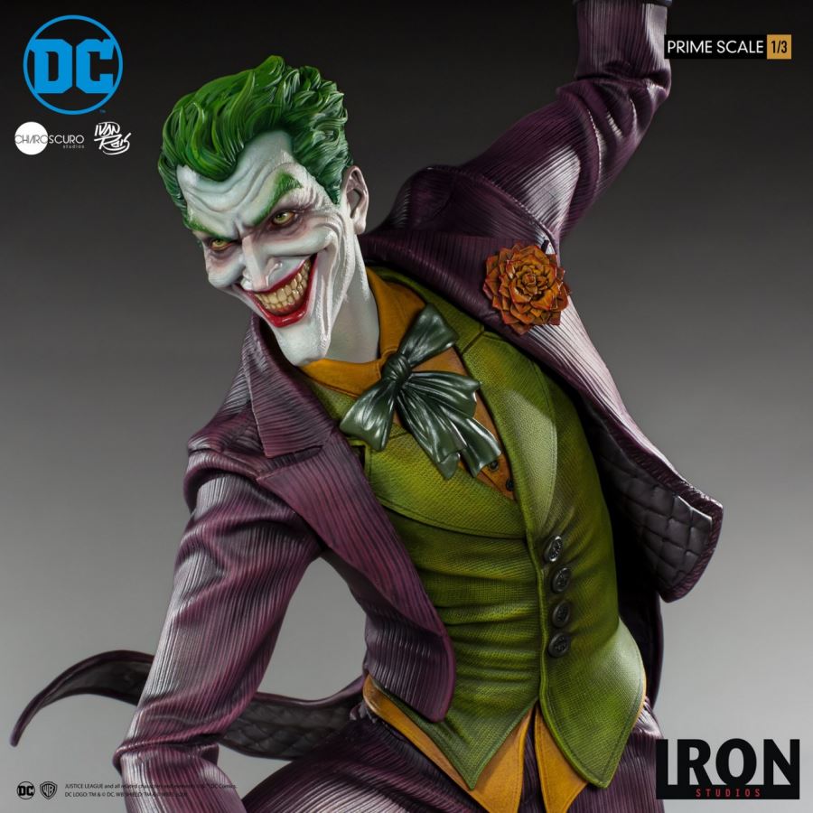 The Joker Prime Scale 1/3 - DC Comics by Ivan Reis