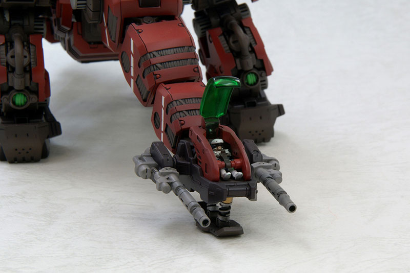 HMM ZOIDS 1/72 EZ-004 Red Horn