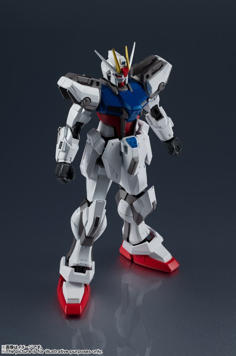 GUNDAM UNIVERSE GAT-X105 STRIKE GUNDAM