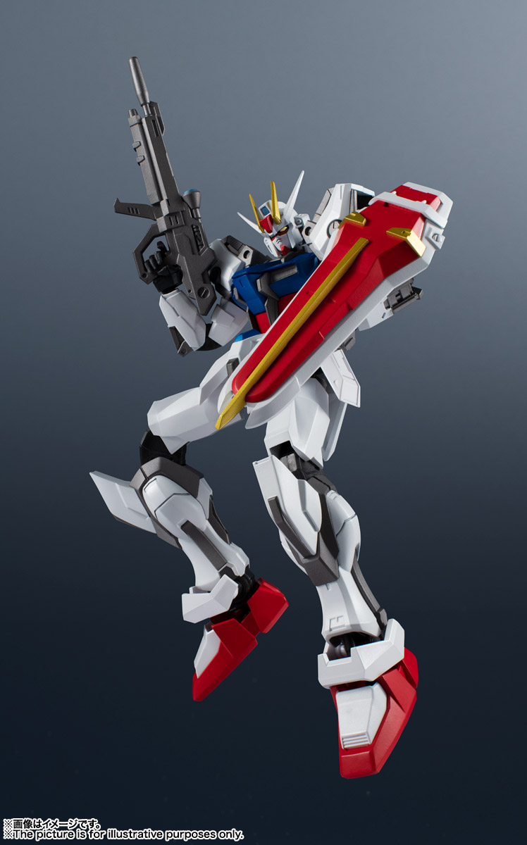 GUNDAM UNIVERSE GAT-X105 STRIKE GUNDAM