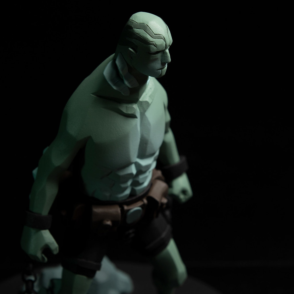 Hellboy Characters Artistic Collection Vol. 2: ABE SAPIEN 1/8 Scale