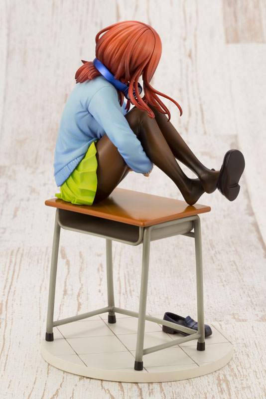 The Quintessential Quintuplets Miku Nakano 1/8