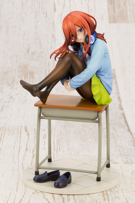 The Quintessential Quintuplets Miku Nakano 1/8