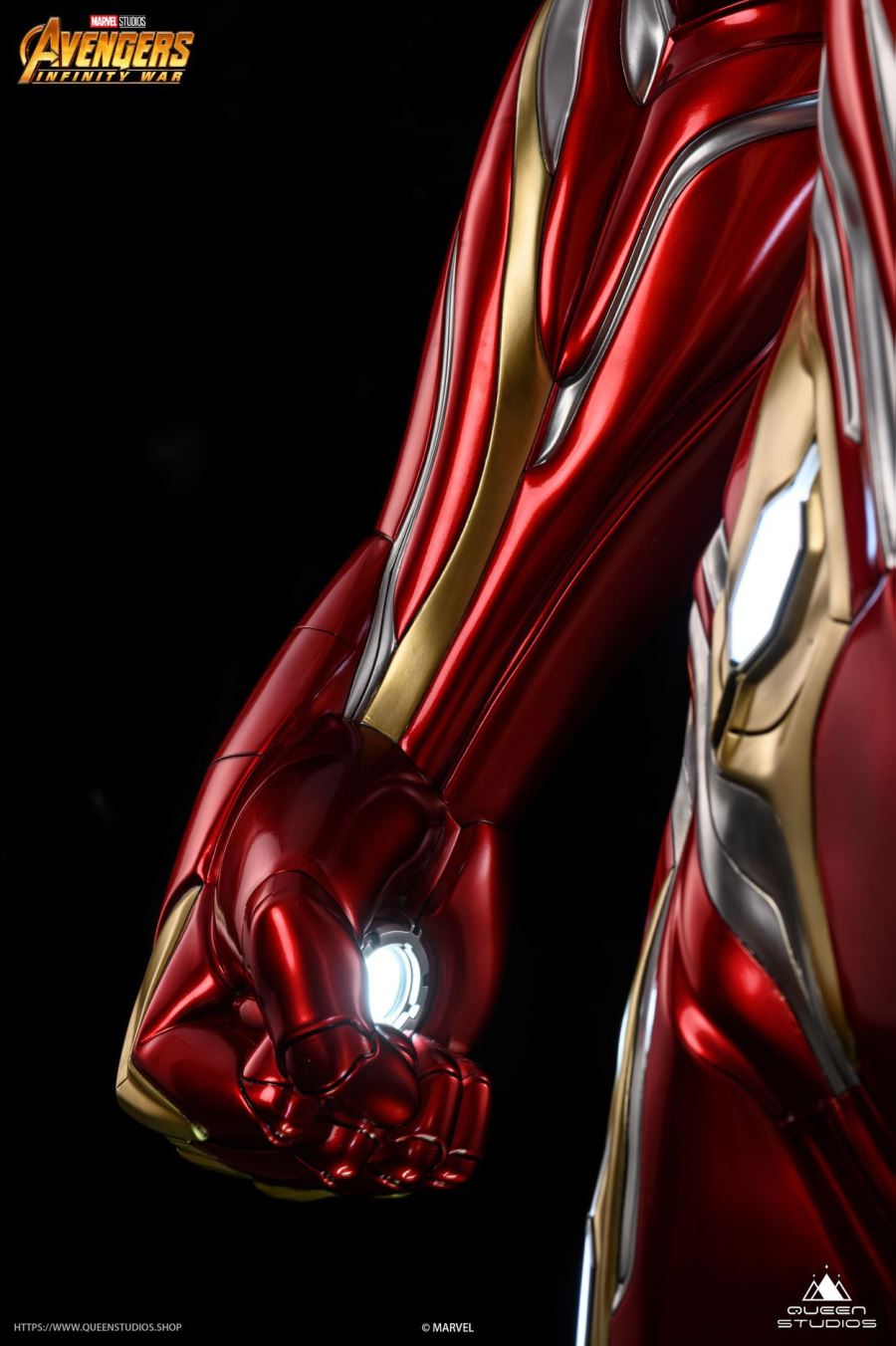 1/1 Avengers 3: Infinity War - Iron Man MK50 full-length portrait