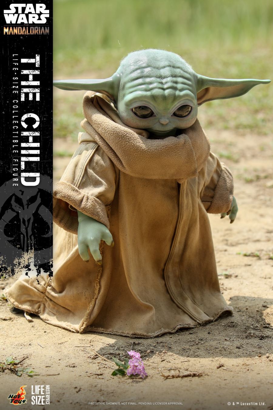 The Mandalorian The Child Life-Size Collectible Figure