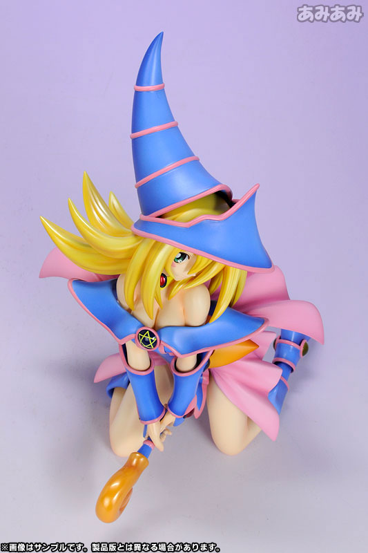 Yu-Gi-Oh! Duel Monsters Dark Magician Girl 1/7
