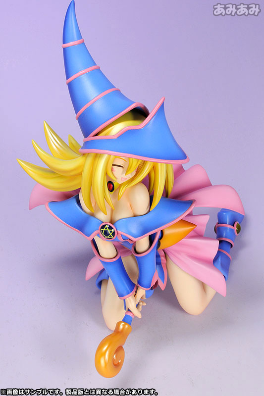 Yu-Gi-Oh! Duel Monsters Dark Magician Girl 1/7