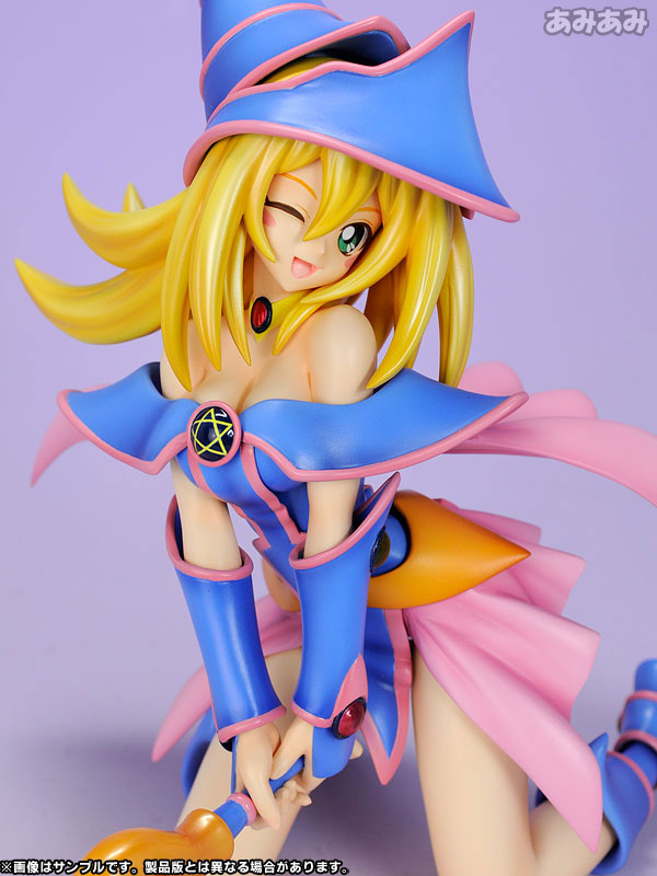 Yu-Gi-Oh! Duel Monsters Dark Magician Girl 1/7
