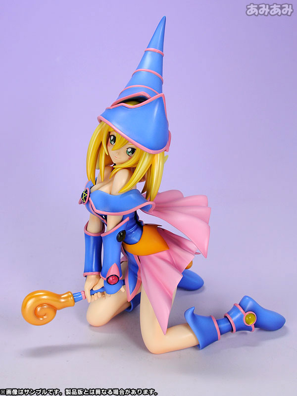 Yu-Gi-Oh! Duel Monsters Dark Magician Girl 1/7