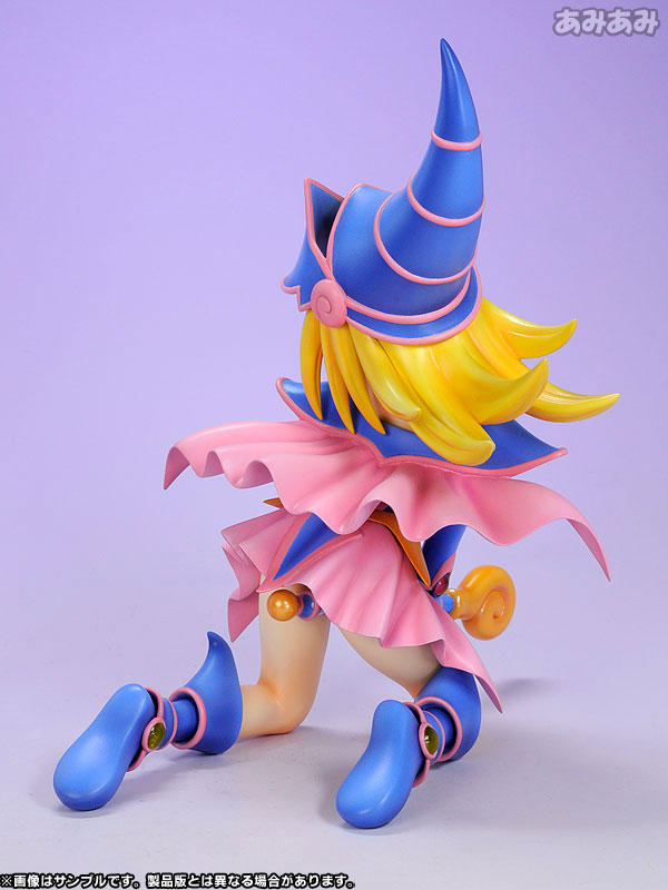 Yu-Gi-Oh! Duel Monsters Dark Magician Girl 1/7