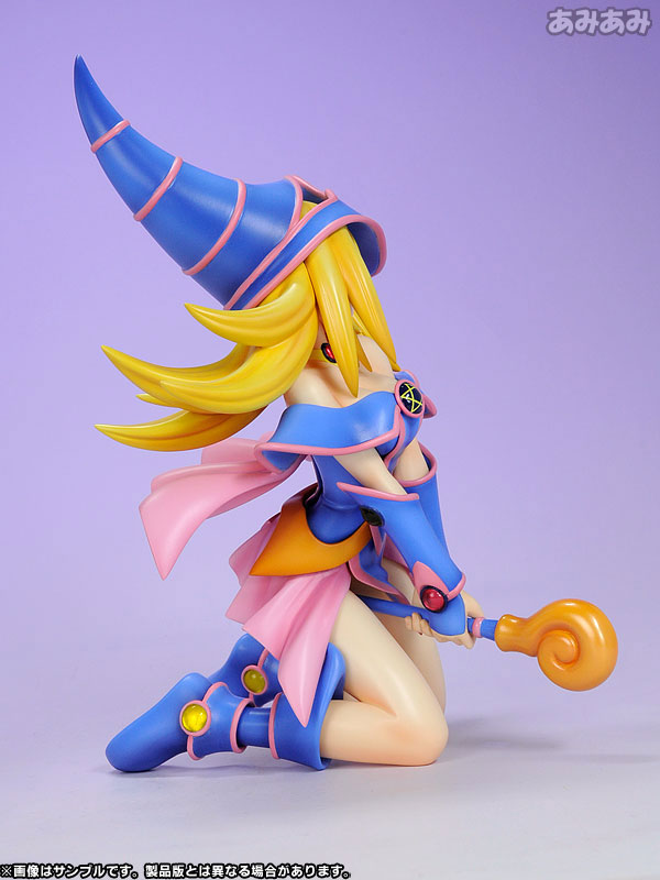 Yu-Gi-Oh! Duel Monsters Dark Magician Girl 1/7