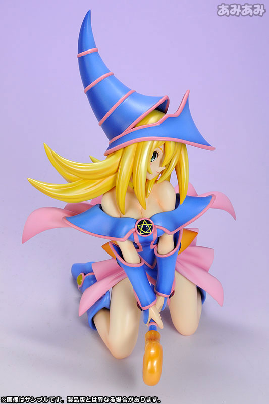 Yu-Gi-Oh! Duel Monsters Dark Magician Girl 1/7