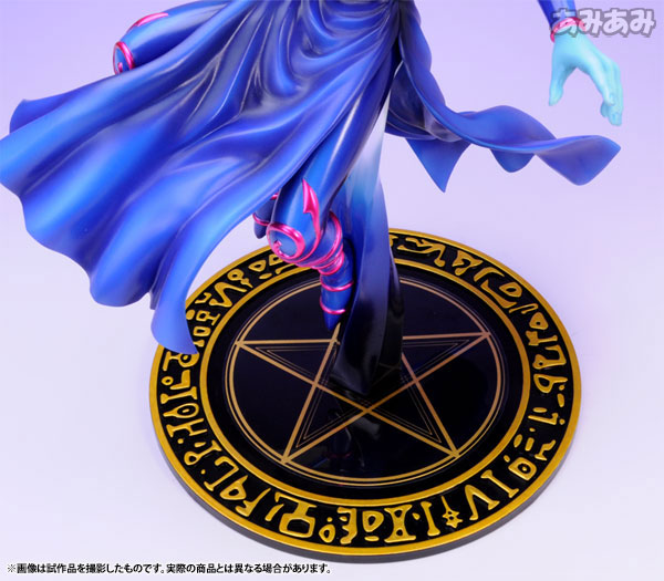 ARTFX J Yu-Gi-Oh! Duel Monsters Dark Magician 1/7