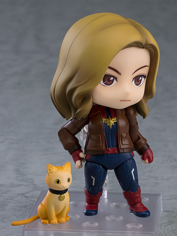 Nendoroid Captain Marvel Hero's Edition DX Ver
