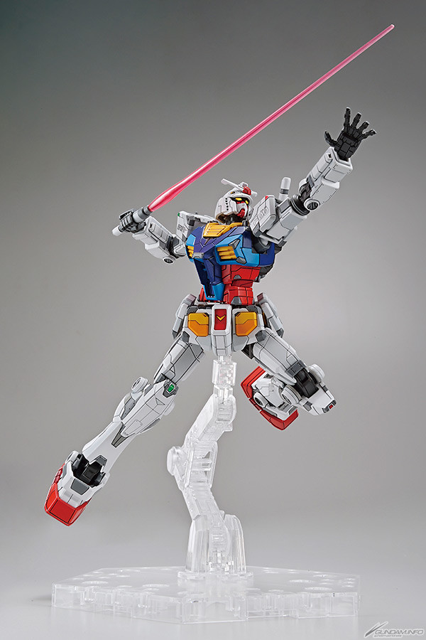 1/144 RX-78F00 Gundam & Gundam Ganaku