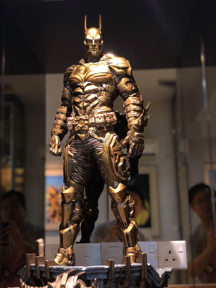 Batman Beyond Gold Version