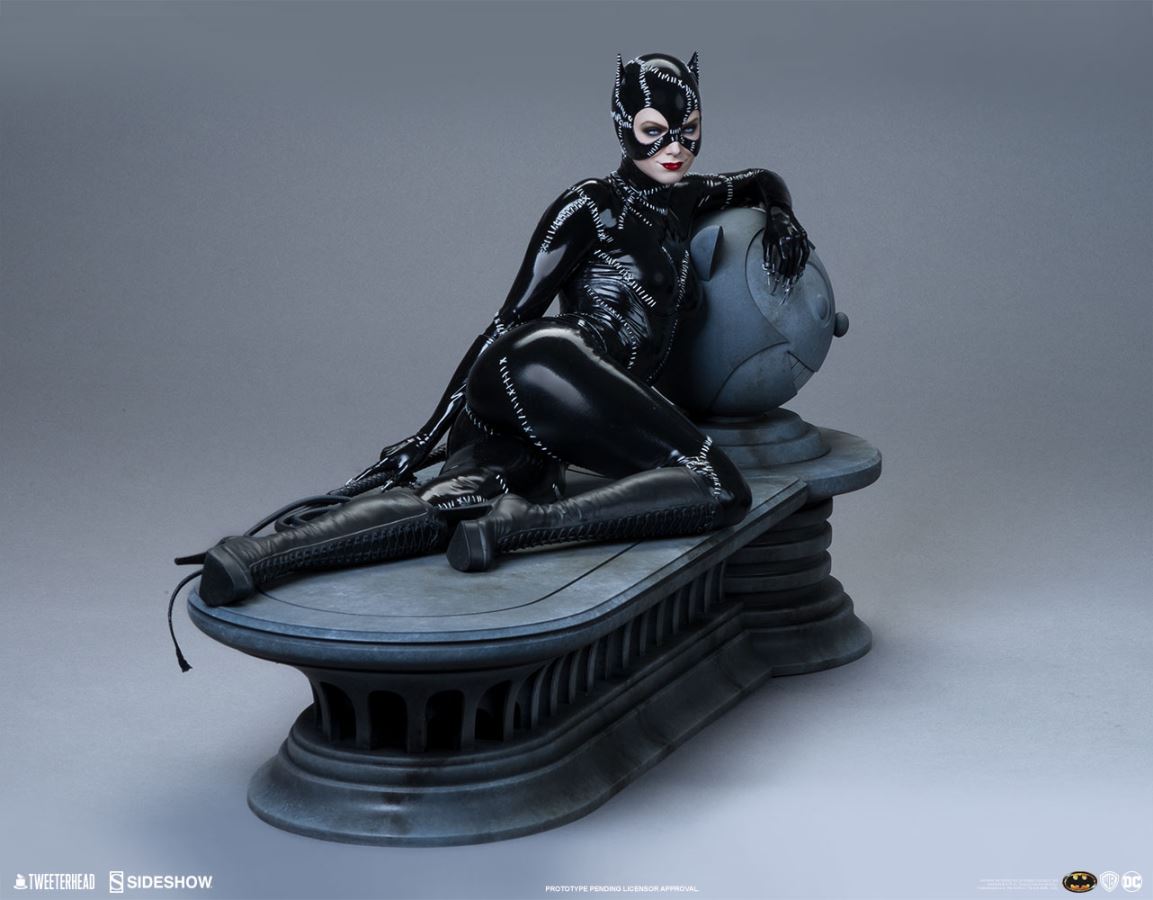 1/4 DC Classic Character - Catwoman