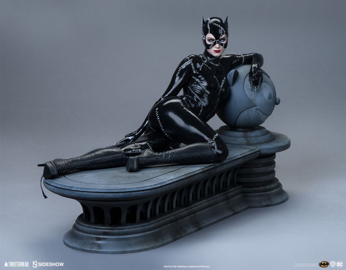 1/4 DC Classic Character - Catwoman