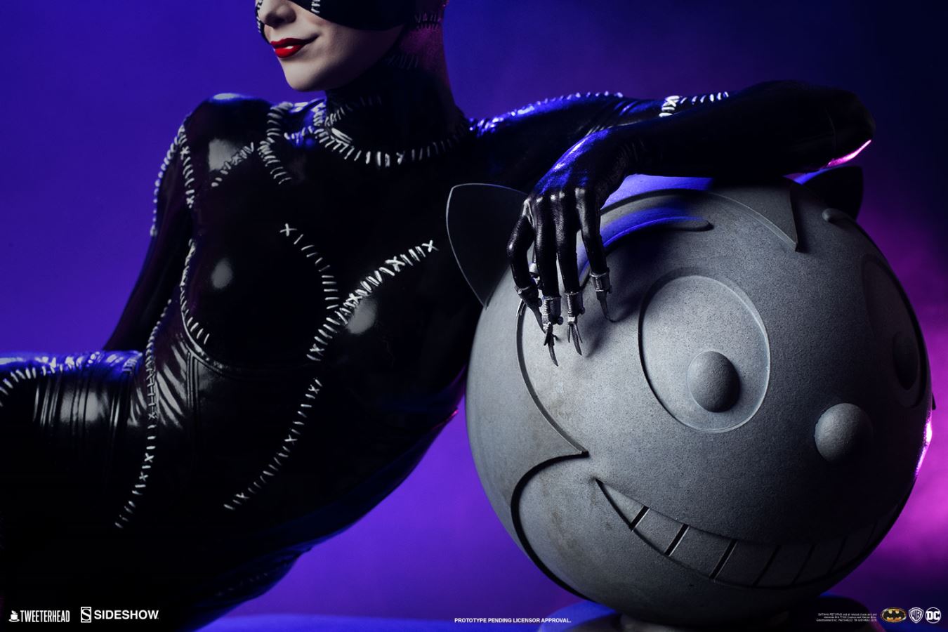 1/4 DC Classic Character - Catwoman