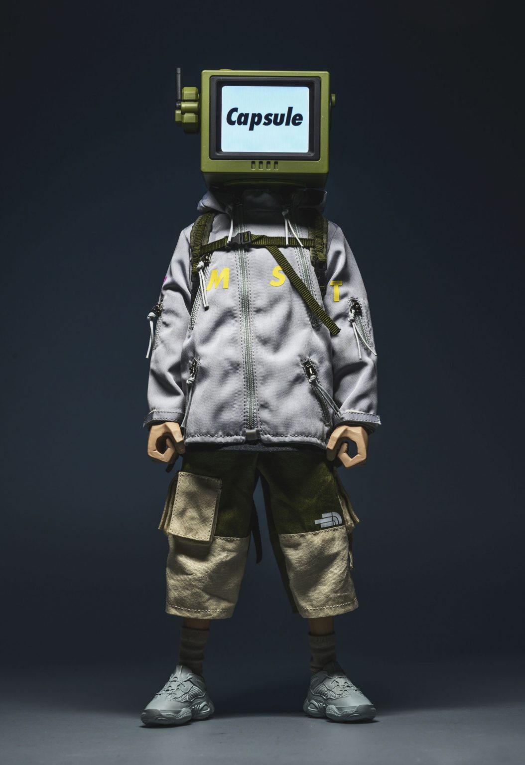 Capsule Gray Dream Puppet