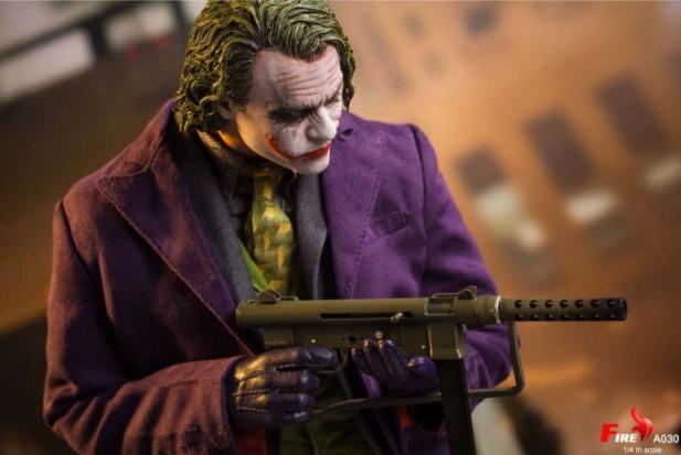 A030 1/4 Batman Dark Knight Purple Coat Clown