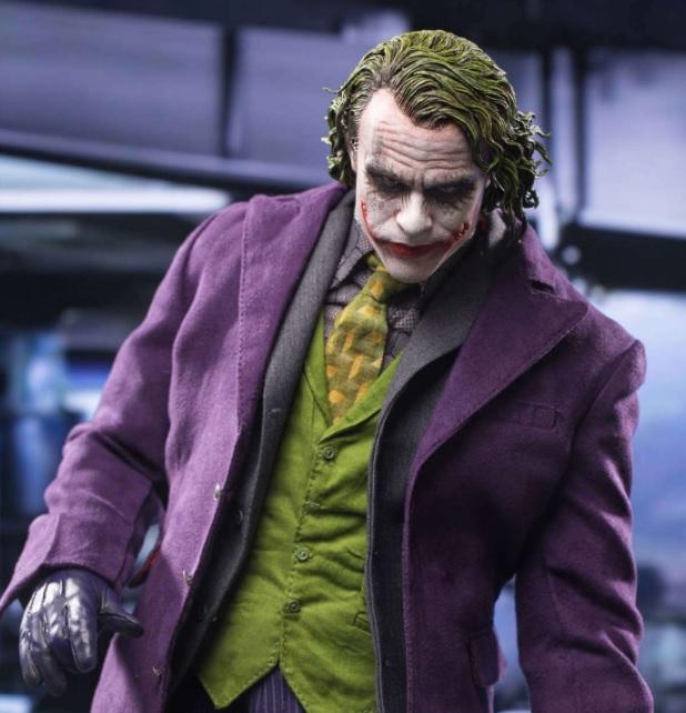 A030 1/4 Batman Dark Knight Purple Coat Clown