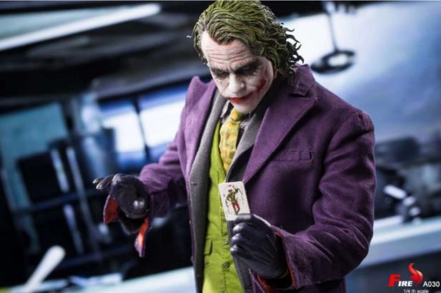 A030 1/4 Batman Dark Knight Purple Coat Clown