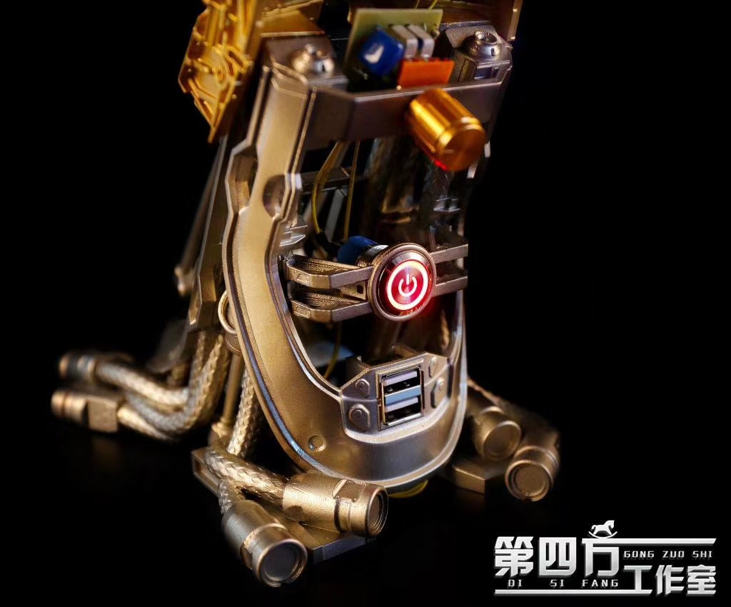 Iron Man 1/1 Table Lamp