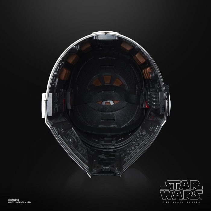 Star Wars: The Mandalorian - Din Djarin's wearable helmet